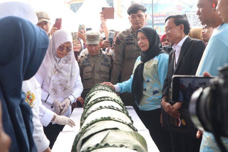 Pecahkan Rekor Muri Sekubal Terbesar Meriahkan HUT Kota Bandar Lampung ke 343