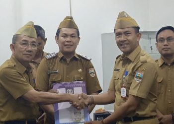 Gantikan Lekat Maulana, I Nyoman Setiawan Jabat Sekwan DPRD Pesisir Barat