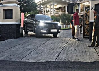 Kejati Geledah Rumah Mantan Bupati Pesawaran