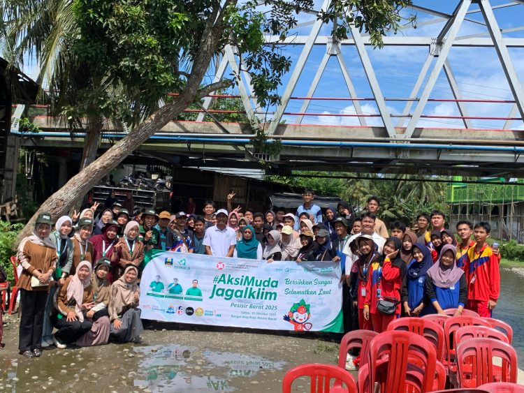 Aksi Nyata Pemuda Pesisir Barat Jaga Lingkungan Melalui Kegiatan AMJI