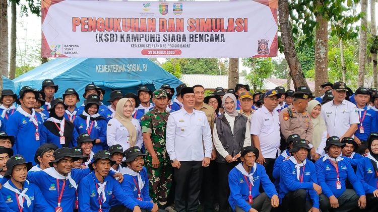 Pemkab Pesisir Barat Bersama Kemensos Gelar Simulasi Kampung Siaga Bencana