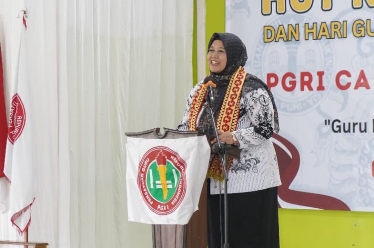 Wabup Pringsewu Hadiri Peringatan HUT Ke-80 PGRI & HGN 2025 