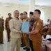Bupati Pringsewu Serahkan SK Dewan Pengawas RSUD 