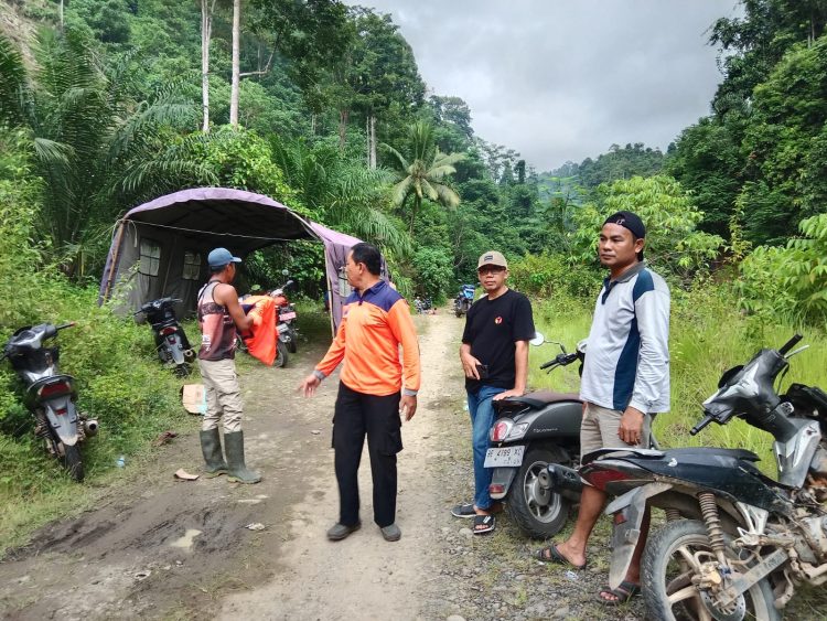 Dua Warga Pesisir Barat Hilang Saat Mancing di Sungai Waihalami