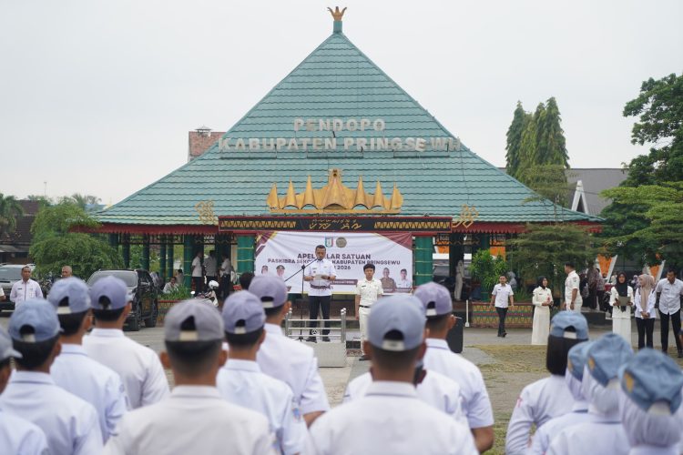 Bupati Pringsewu Gelar Apel Satuan Paskibra Kabupaten Pringsewu
