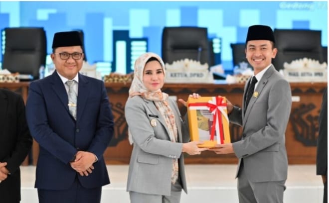Pemkab dan DPRD Pesawaran Gelar Rapat Paripurna Persetujuan Ranperda dan RPJMD