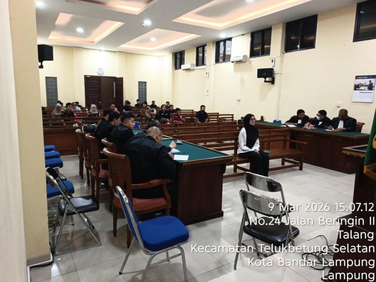 Hakim Pengadilan Negeri Tanjung Karang Bacakan Putusan Perkara Tindak Pidana Korupsi Pengelolaan Dana Nasabah Bank BRI Cabang Pringsewu