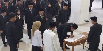 Bupati Pesisir Barat Lantik Pimpinan Tinggi Pratama dan Jabatan Administrasi