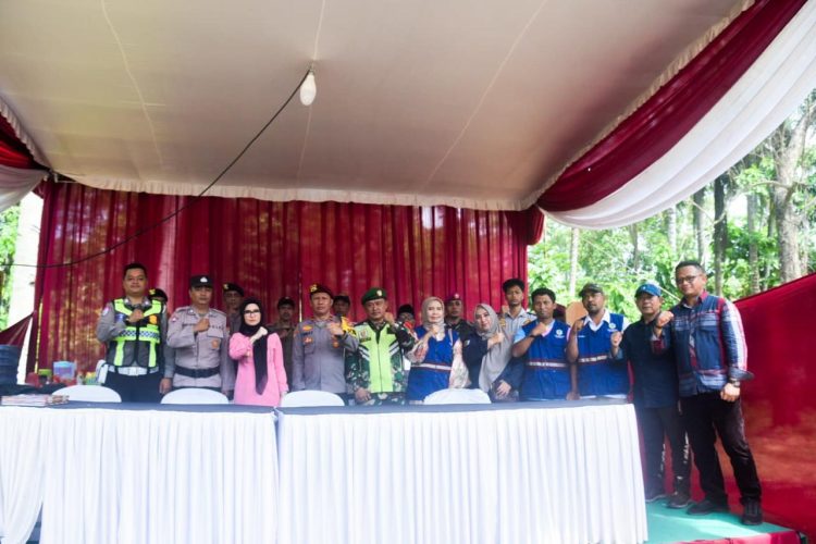 Bupati Nanda Indira Tinjau Arus Lalin dan Destinasi Wisata