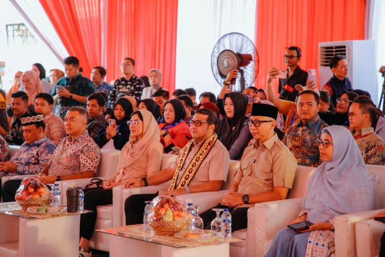 Gubernur Rahmat Mirzani Djausal Dampingi Menteri Ekonomi Kreatif Teuku Riefky Harsya Pada Dua Agenda Strategis Di Provinsi Lampung