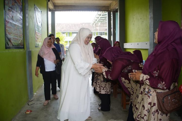 Wabup Pringsewu Hadiri Pengajian Akbar Harlah Ke-50 Ponpes Yasmida Ambarawa 