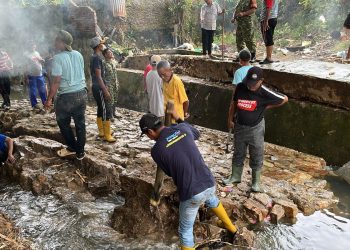Antisipasi Cuaca Ekstrem, Pemkot Bandar Lampung Gelar Aksi Bersih Drainase Serentak