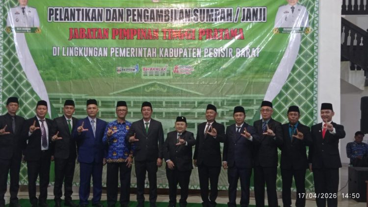 9 Pejabat Utama Pesisir Barat Dilantik Bupati Dedi, Berikut Daftarnya