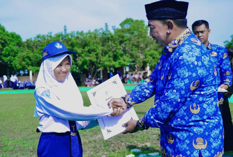 Pemkab Pringsewu Gelar Upacara Hari Pendidikan Nasional 2026