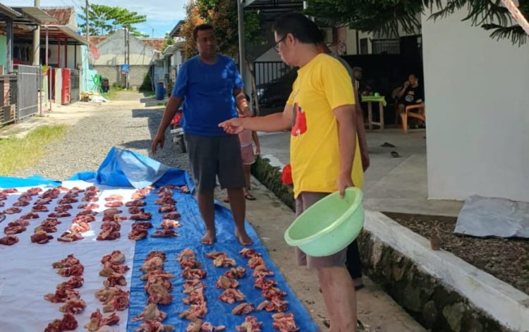 Mushola An-Nashr Perumahan Bumi Waras Pringsewu Potong Hewan Qurban