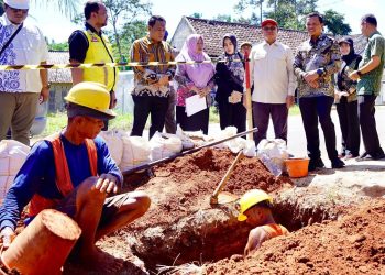 Bupati Pringsewu Groundbreaking Pembangunan SPAM IKK Way Sepagasan 