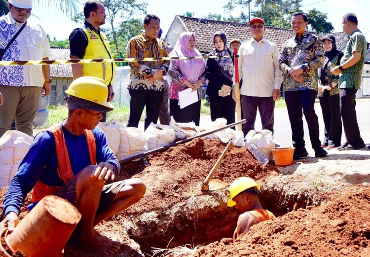 Bupati Pringsewu Groundbreaking Pembangunan SPAM IKK Way Sepagasan