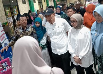 Kunjungi Pringsewu, Wakil Menteri Sosial RI Serahkan Bantuan ATENSI 