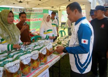 Bupati Pringsewu Buka Gerakan Pangan Murah Di Tulungagung