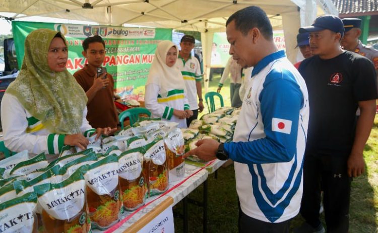 Bupati Pringsewu Buka Gerakan Pangan Murah Di Tulungagung