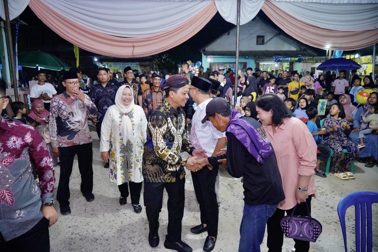 Pemkab Pringsewu Apresiasi Kegiatan Bersih Desa Kelurahan Pajarisuk 