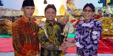 Bupati Pringsewu Hadiri Bersih Desa Di Pekon Parerejo
