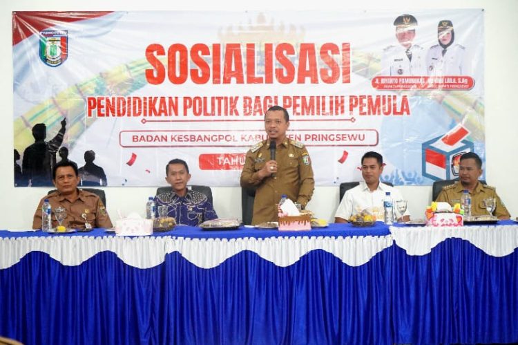Bupati Pringsewu Buka Sosialisasi Pendidikan Politik Bagi Pemilih Pemula