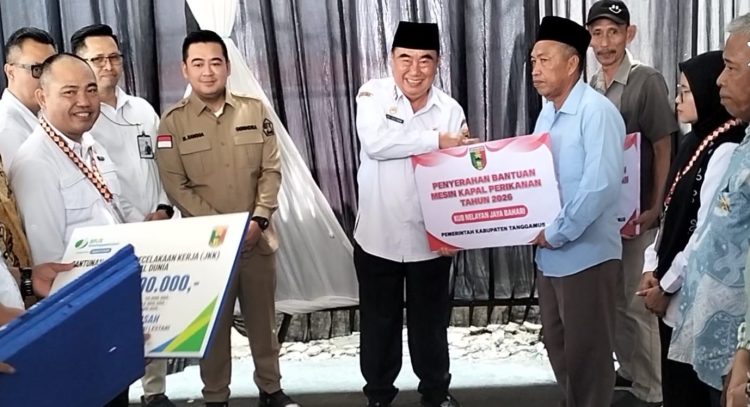 Tanggamus Perkuat Sektor Perikanan, Bupati Dorong Nelayan Manfaatkan KUR, BPJS Ketenagakerjaan dan Bantuan Mesin Kapal