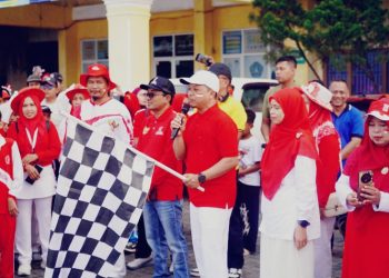 Bupati Pringsewu Lepas Peserta Jalan Sehat HUT Ke-81 Kemerdekaan RI 