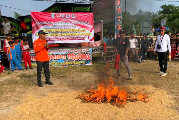 Tindaklanjuti SE Bupati Pringsewu, Destana Kresnomulyo Barat Gelar Pelatihan Penanganan Karhutla