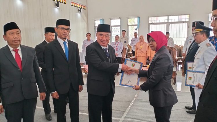 Bupati Tanggamus Lantik 78 Pejabat, Tekankan Integritas dan Budaya Kerja “Jalan Lurus”
