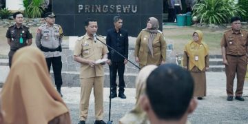 Bupati Pringsewu Lepas Pendistribusian Logistik Pemilihan Kapekon Serentak 